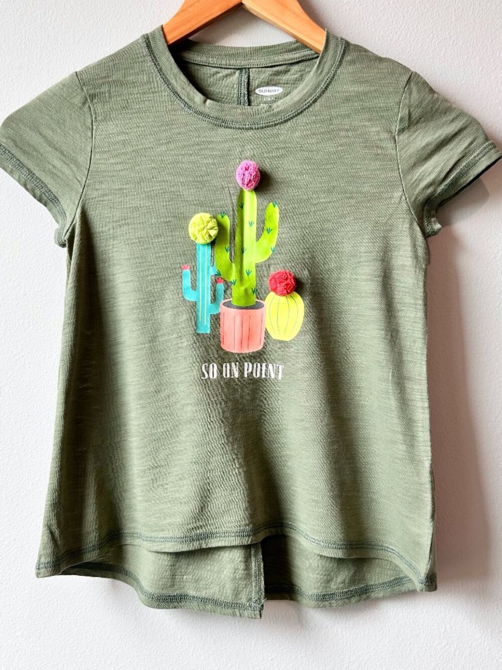 Old Navy So On Point Olive Green Cactus Slub Knit Tee Pom-Pom Girl's S (6-7)